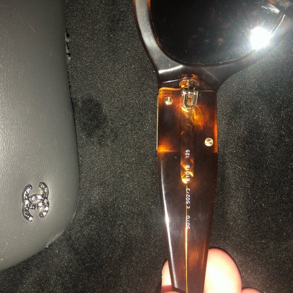 Nwot gorgeous oversized Chanel sunglasses and hard case.  Very Lightly used - Picture 2 of 6